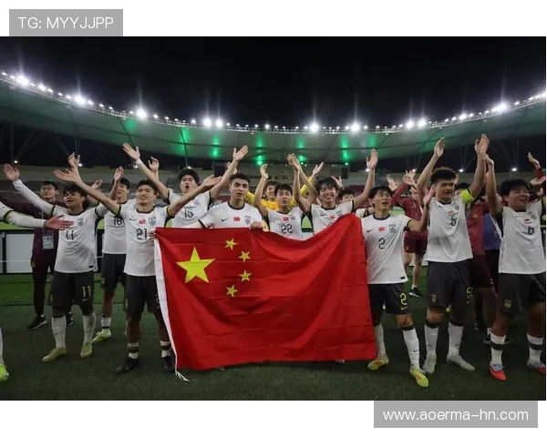 中国男足逆转夺冠全场沸腾年轻球员爆发展现新时代斗志